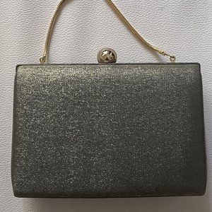 VALERIE STEVENS VINTAGE GREEN METALLIC EVENING PURSE ON CHAIN GOLD HARDWARE